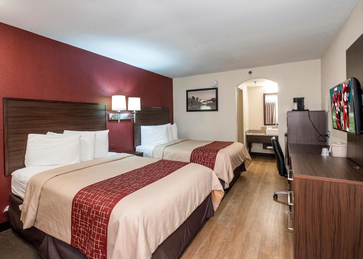 Red Roof Inn Lancaster Smoketown  Bagian luar foto