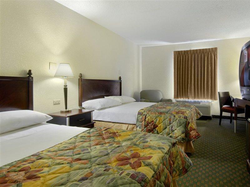 Red Roof Inn Lancaster Smoketown  Bagian luar foto