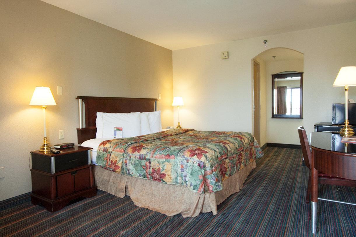 Red Roof Inn Lancaster Smoketown  Bagian luar foto